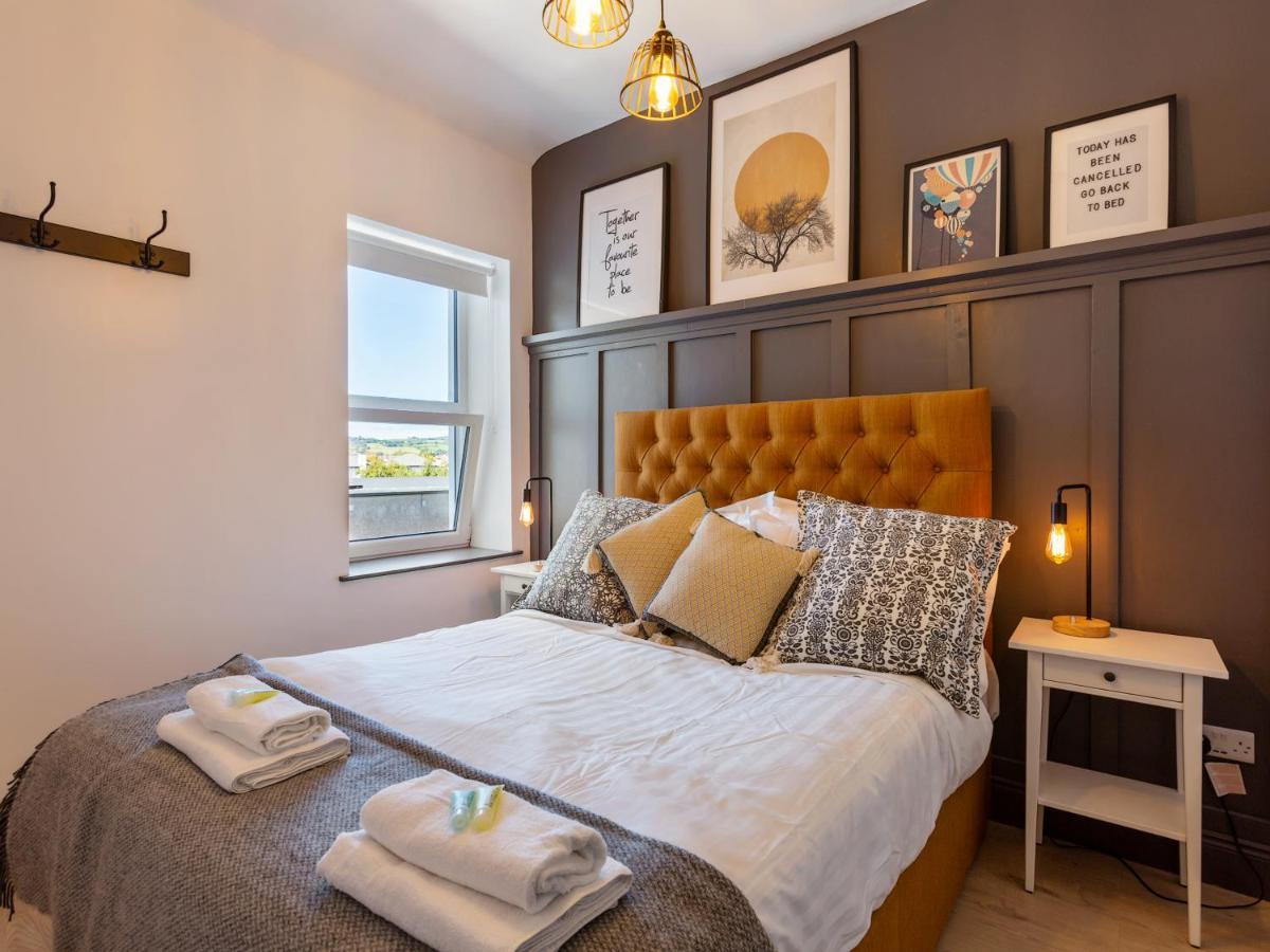 Macs Townhouse Dungarvan ダンガーバン エクステリア 写真