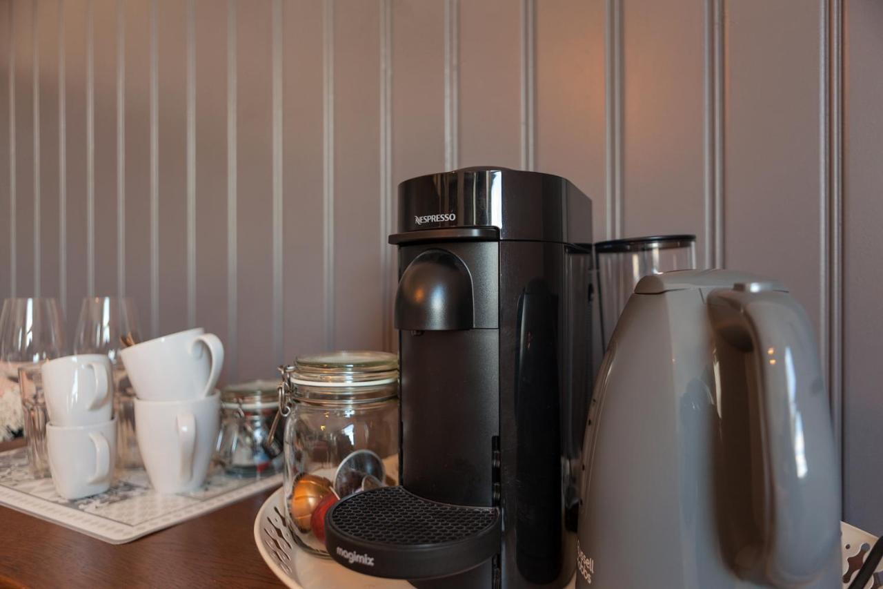 Macs Townhouse Dungarvan ダンガーバン エクステリア 写真