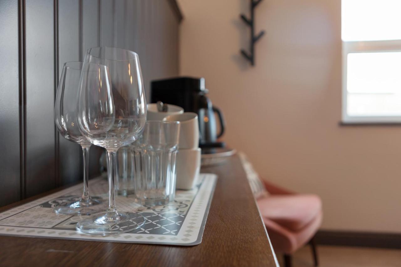 Macs Townhouse Dungarvan ダンガーバン エクステリア 写真