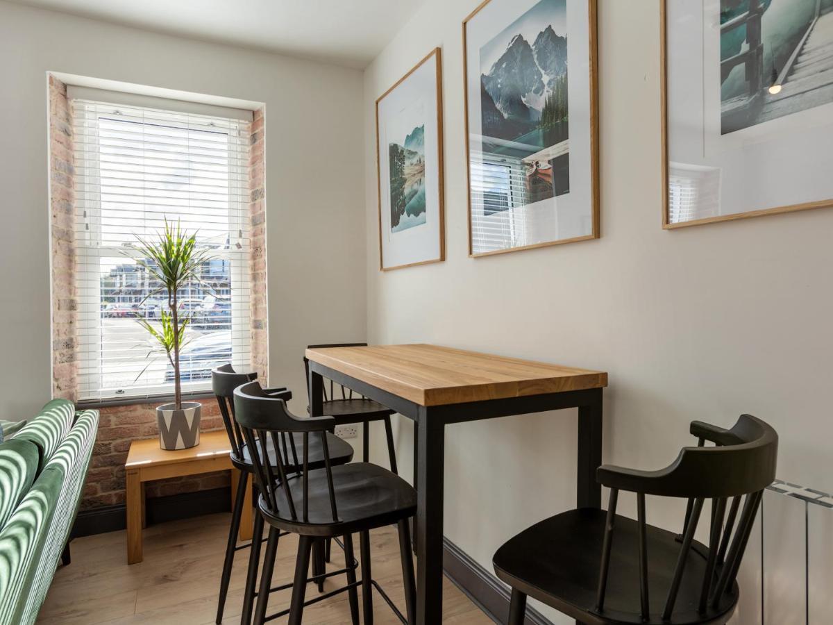 Macs Townhouse Dungarvan ダンガーバン エクステリア 写真