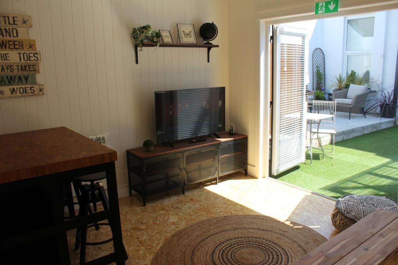 Macs Townhouse Dungarvan ダンガーバン エクステリア 写真