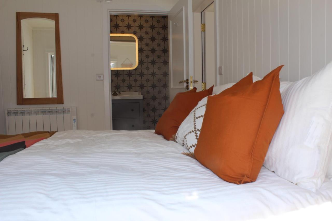 Macs Townhouse Dungarvan ダンガーバン エクステリア 写真